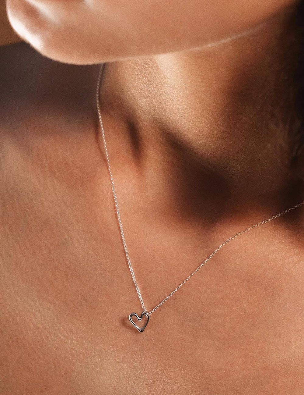 OPEN SILVER LOEV HEART